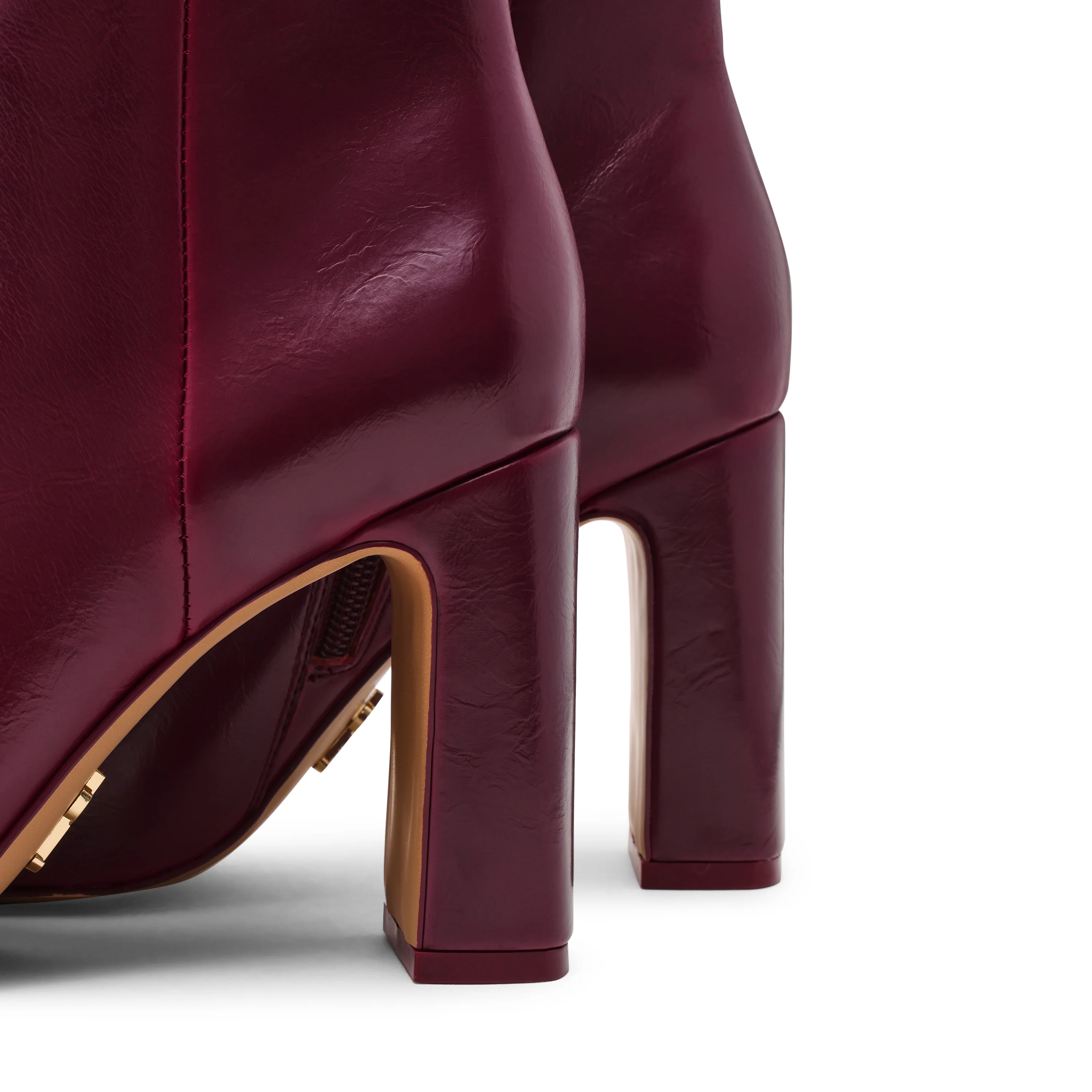 Adelisa Bootie CHERRY LACQUER - Image 5