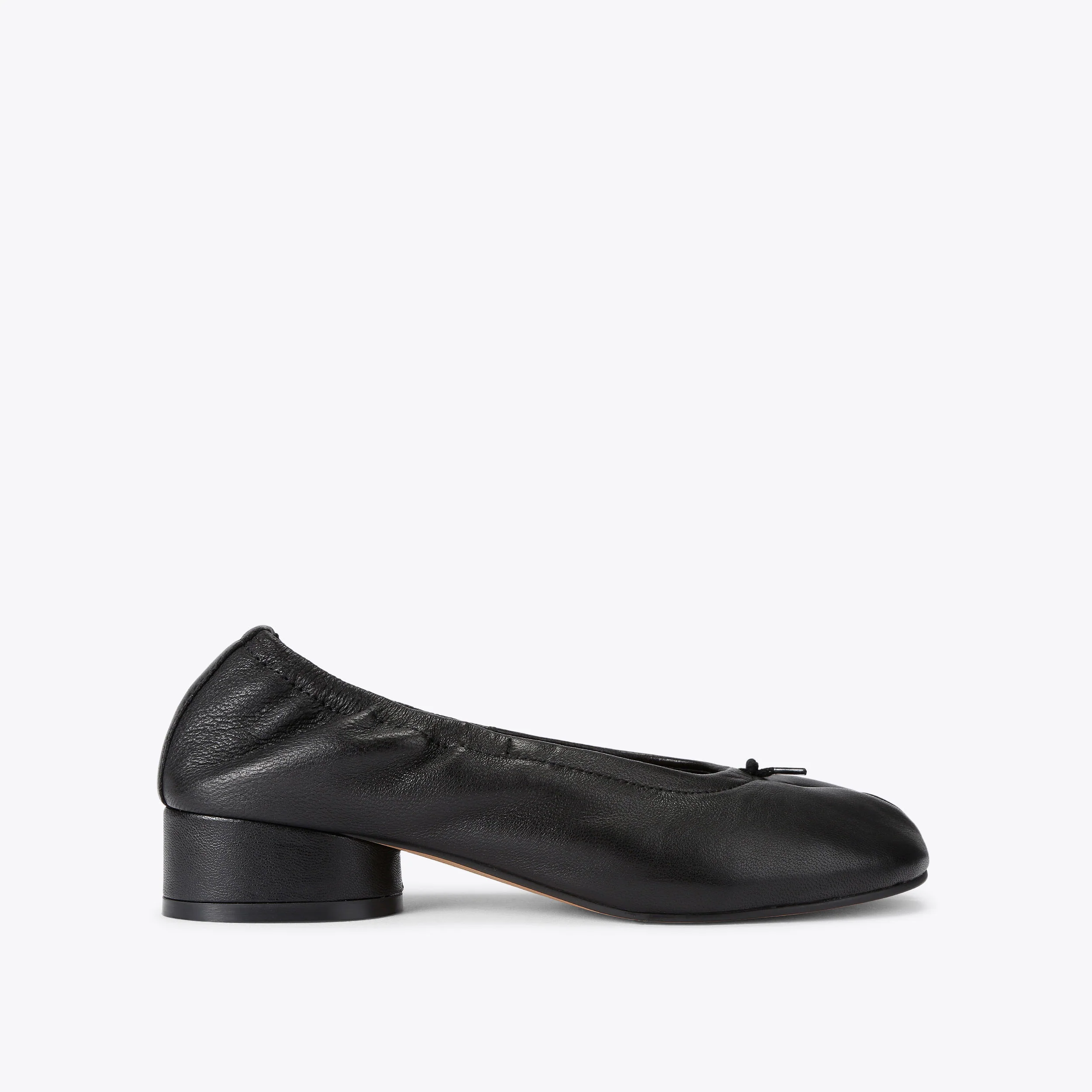 Cyra Black Leather