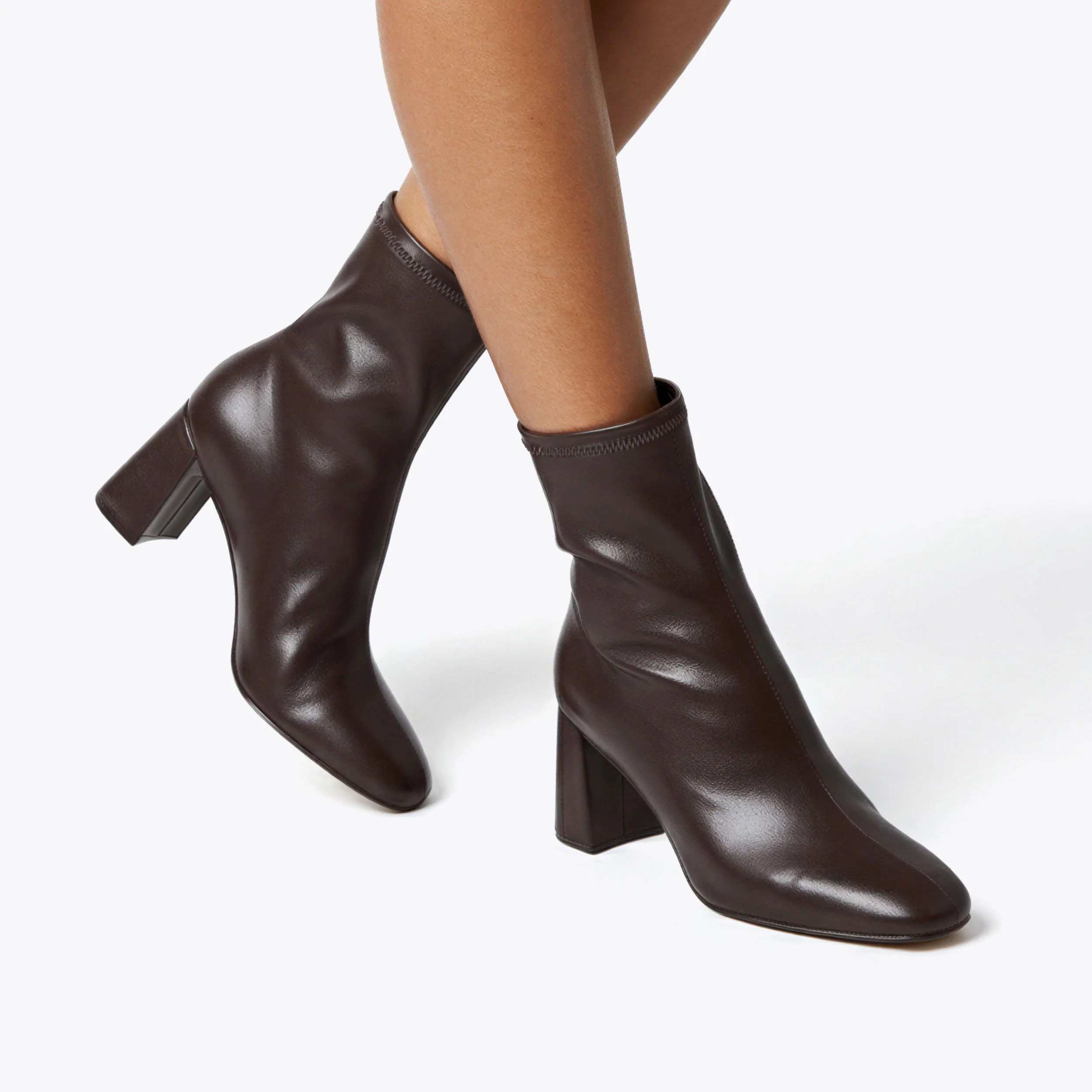 Hurst Dark Brown - Image 5