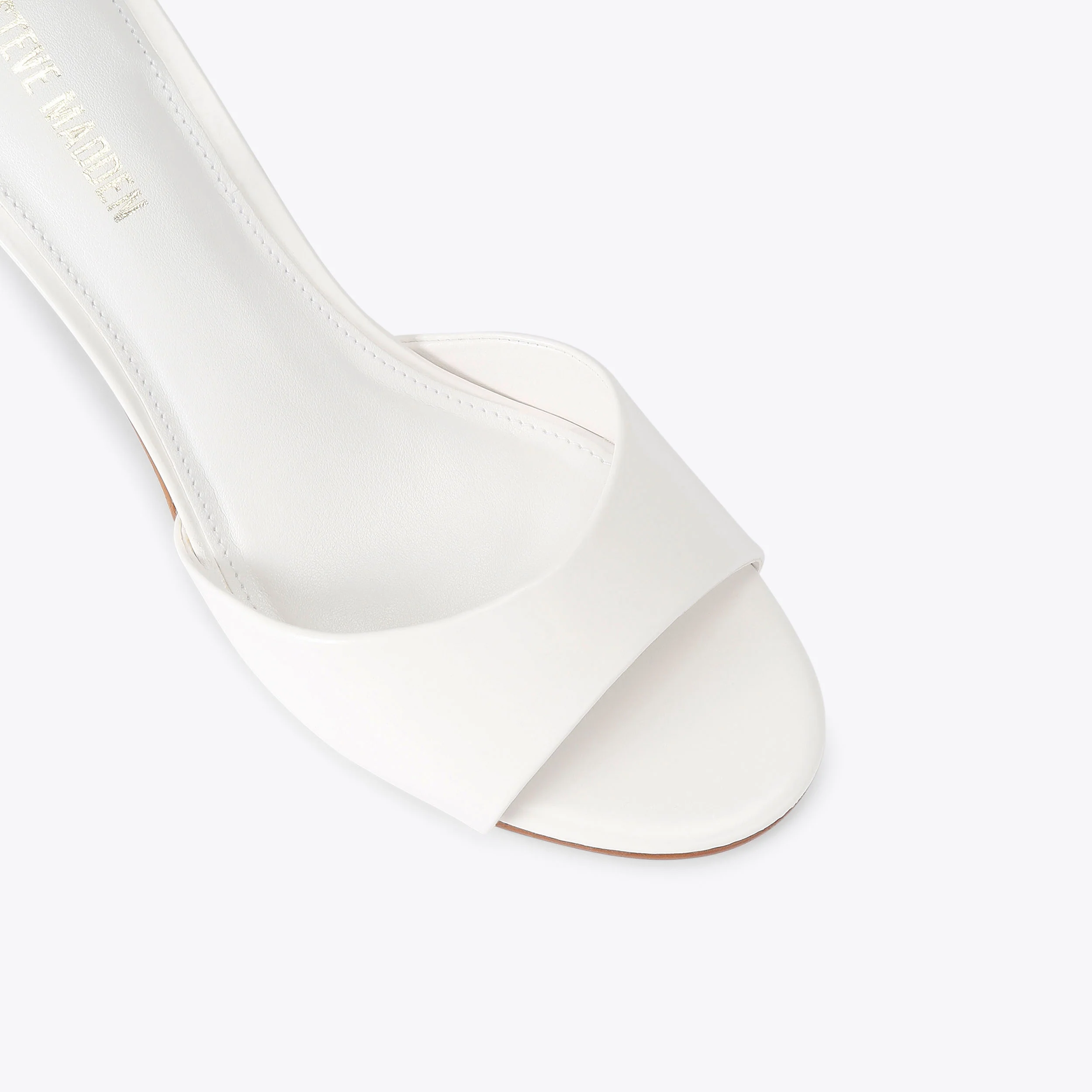 Kendrix White - Image 4