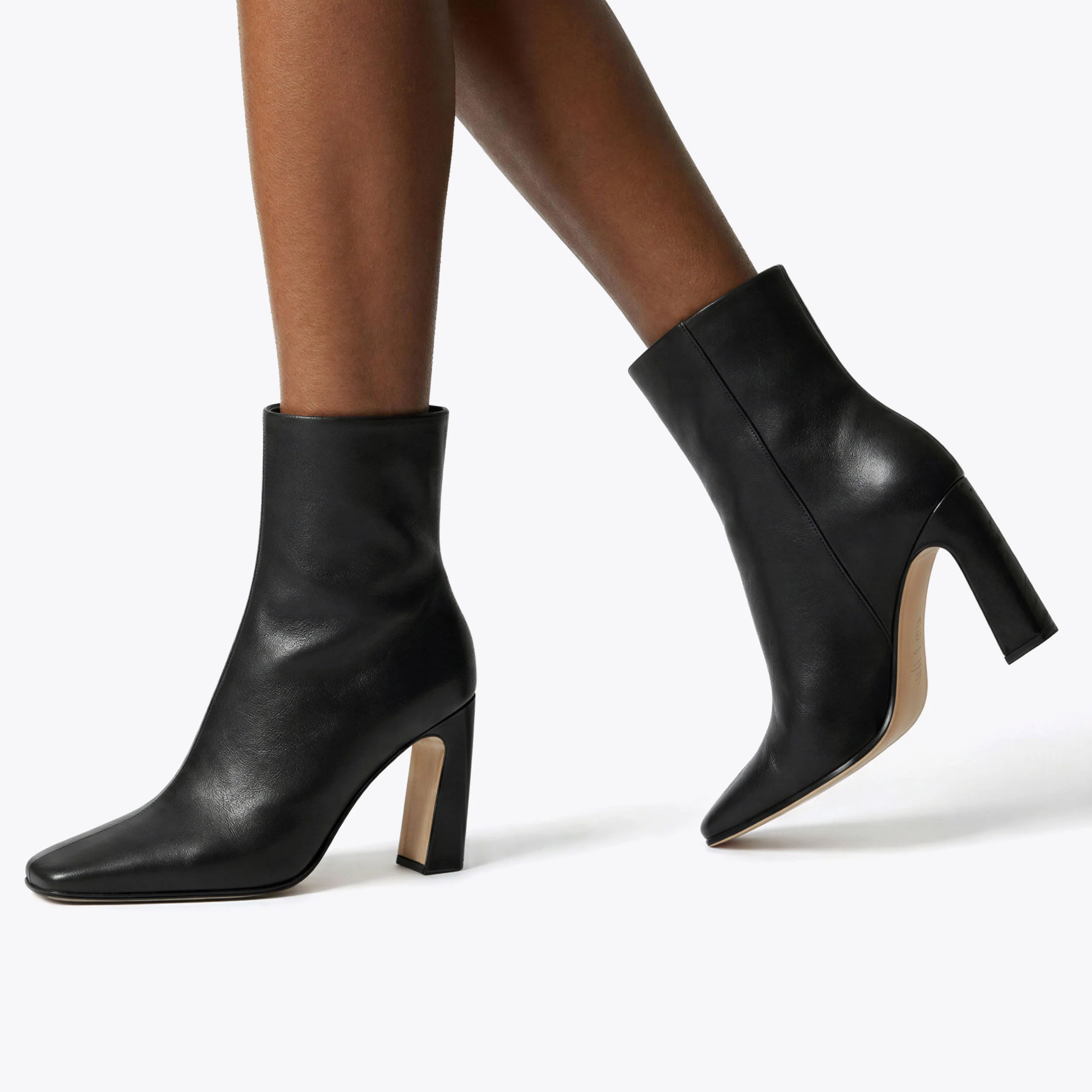 Lizabelle Black Leather - Image 5