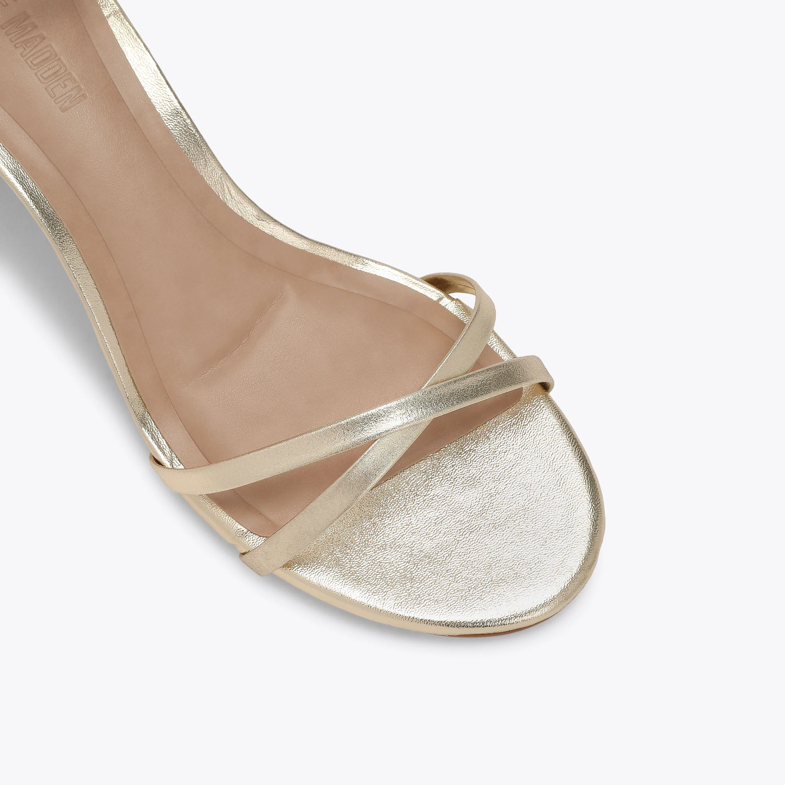 Rae Gold - Image 4