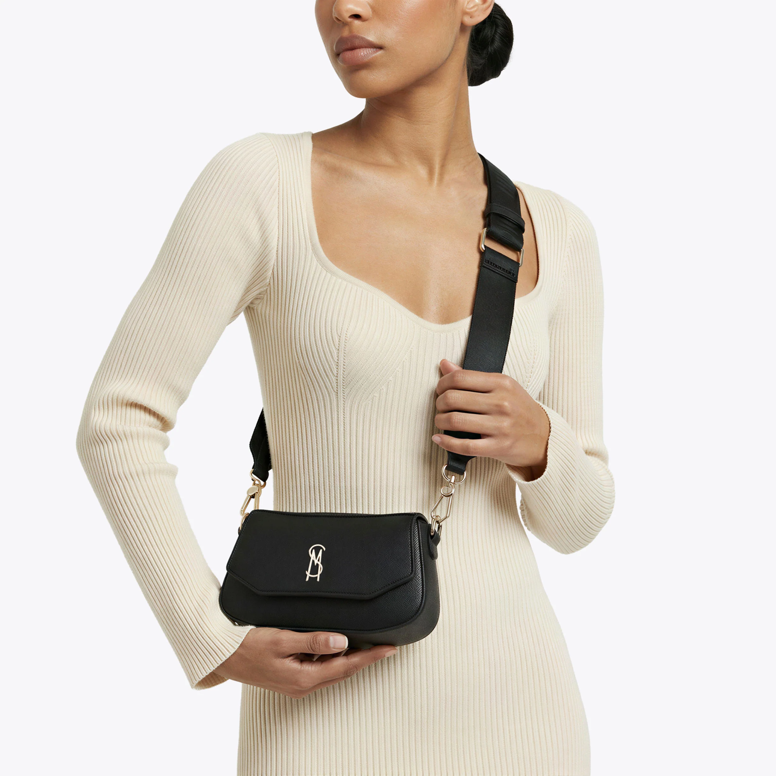 Taiga Bag Black - Image 6